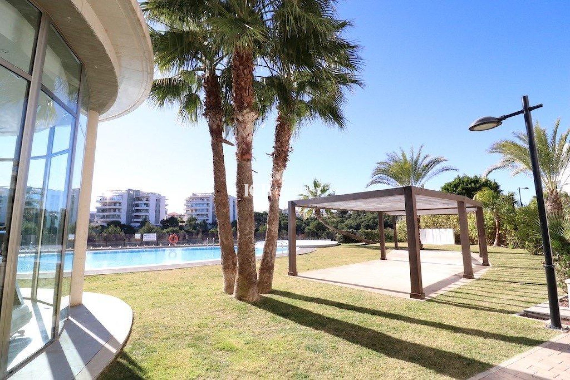 Revente - Appartement -
Orihuela Costa - Los Dolses