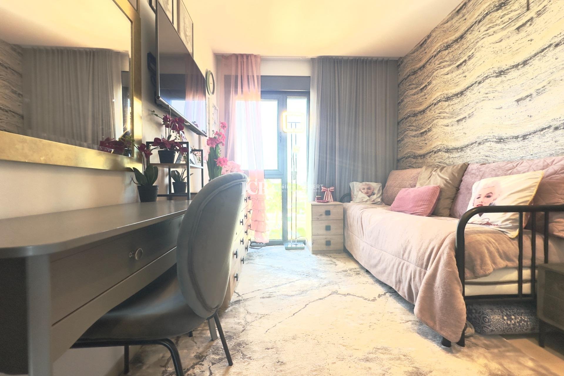 Revente - Appartement -
Orihuela Costa - Los Dolses