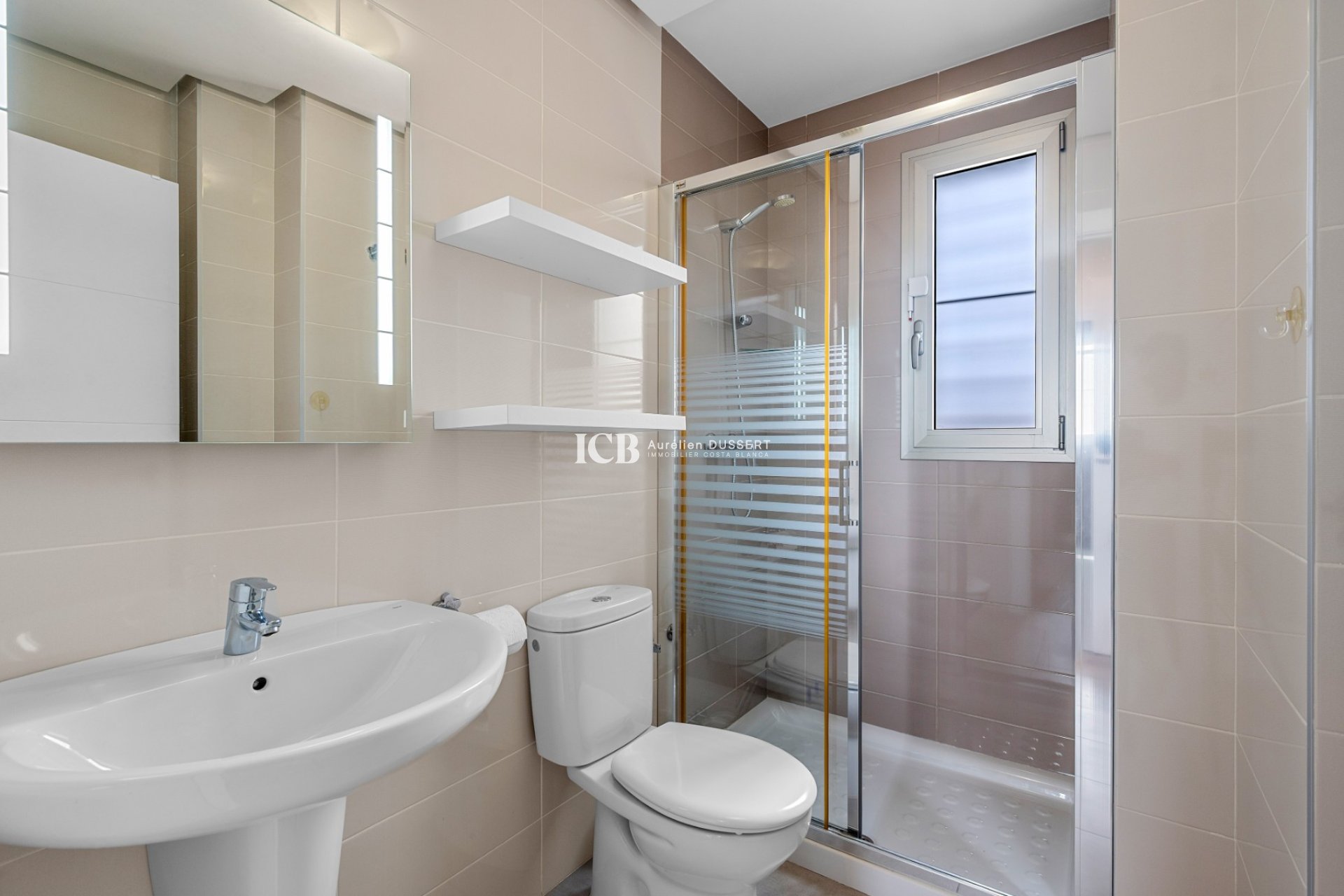Revente - Appartement -
Orihuela Costa - Los Dolses