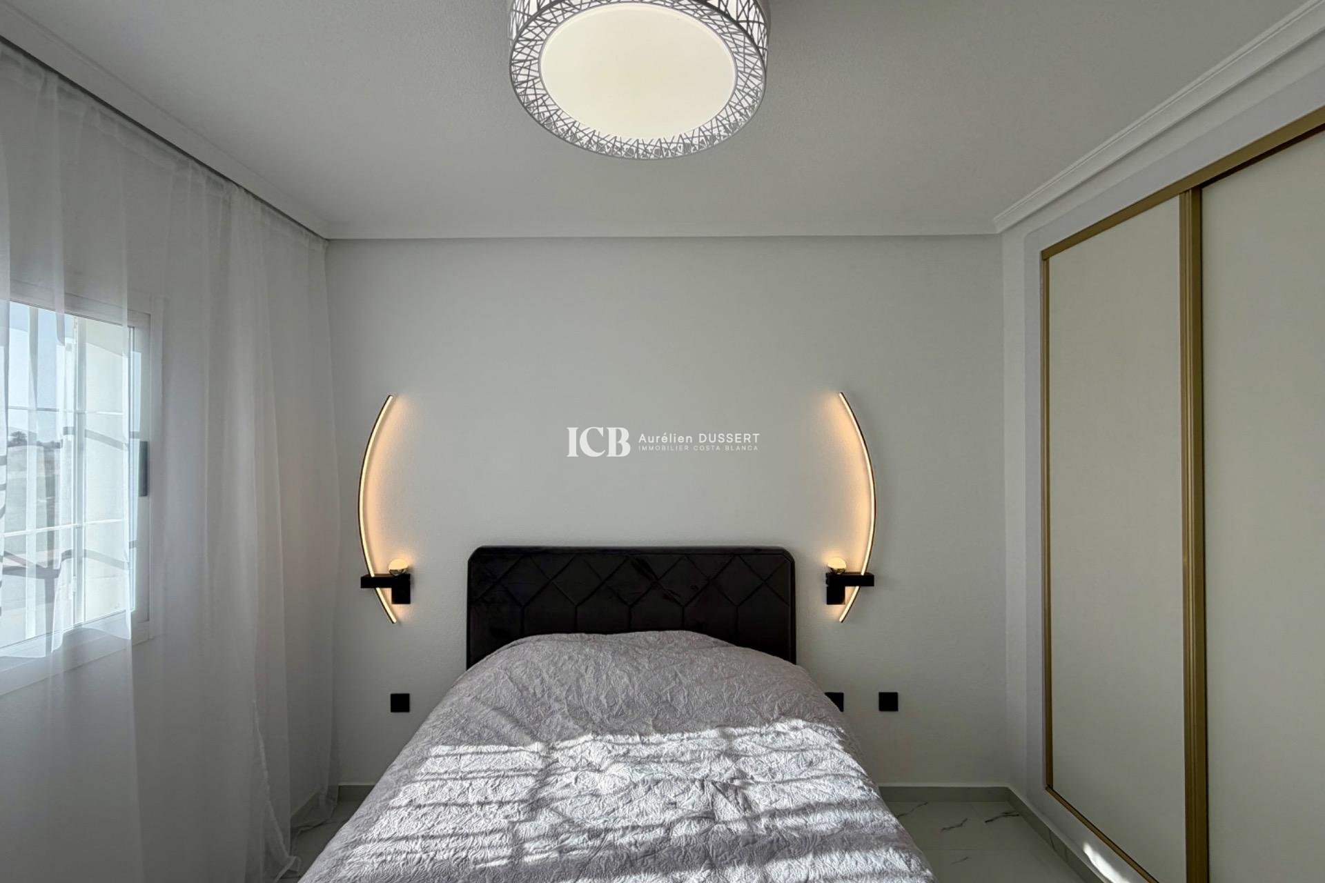 Revente - Appartement -
Orihuela Costa - Playa Flamenca