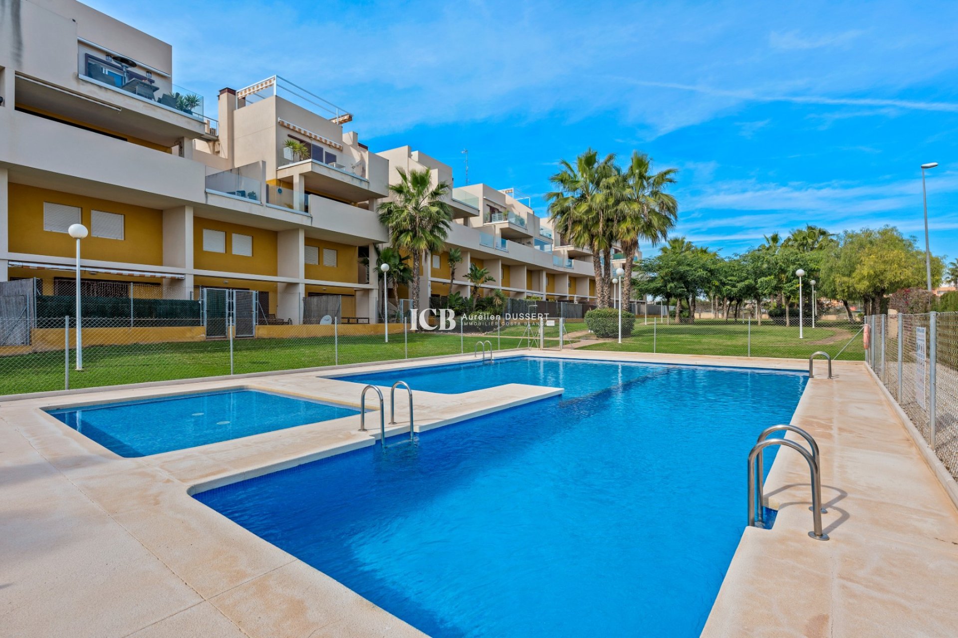 Revente - Appartement -
Orihuela Costa - Playa Flamenca