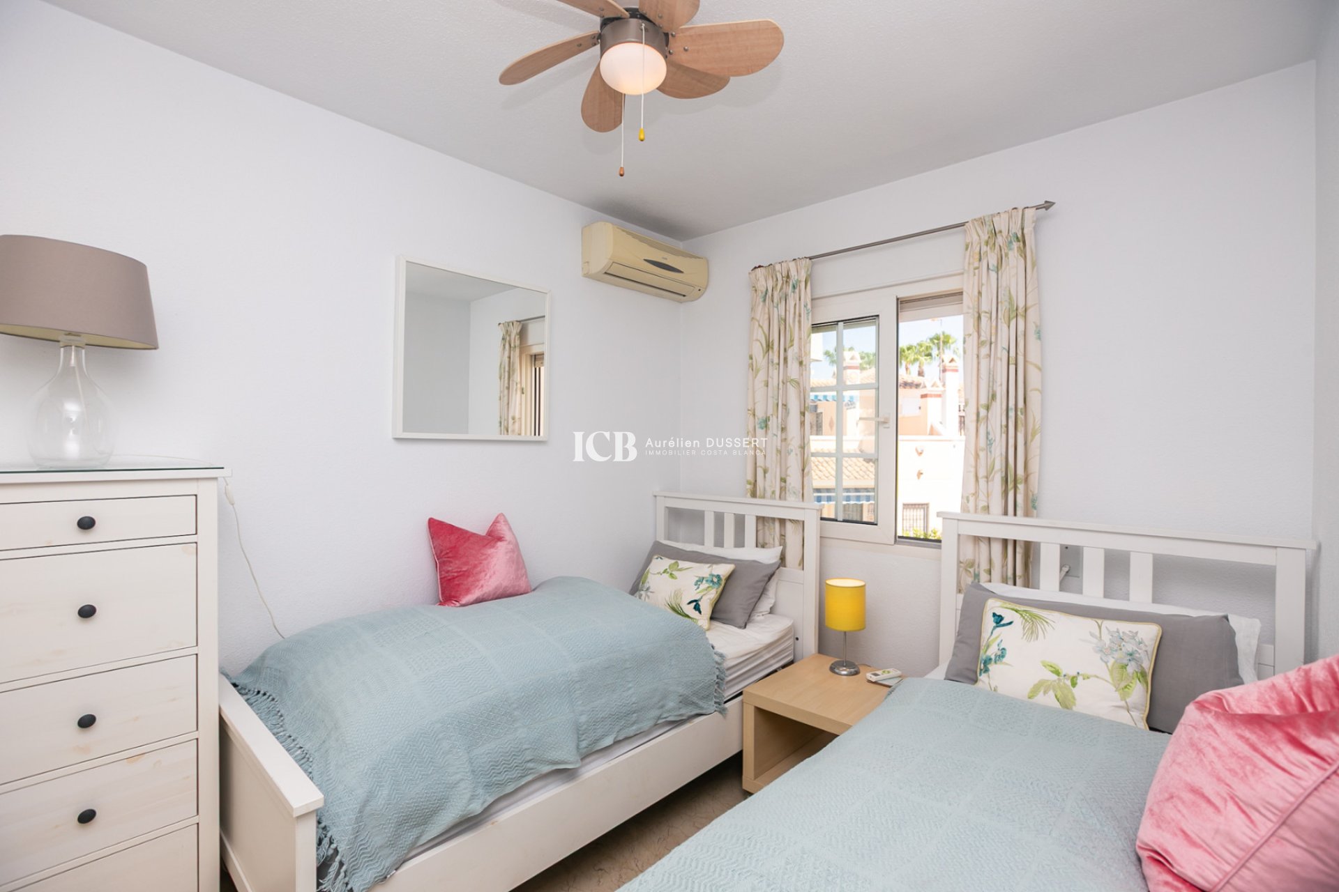 Revente - Appartement -
Orihuela Costa - Playa Flamenca