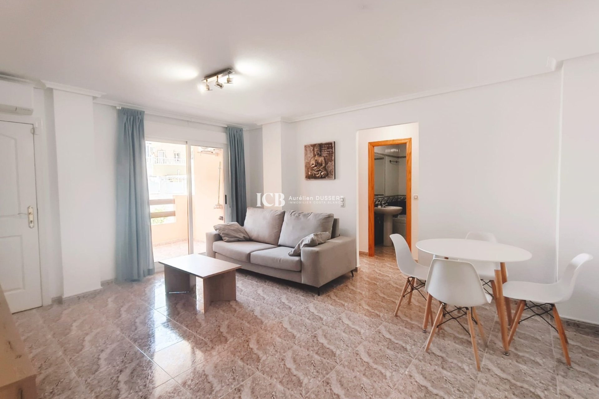 Revente - Appartement -
Orihuela Costa - Villamartín-Las Filipinas
