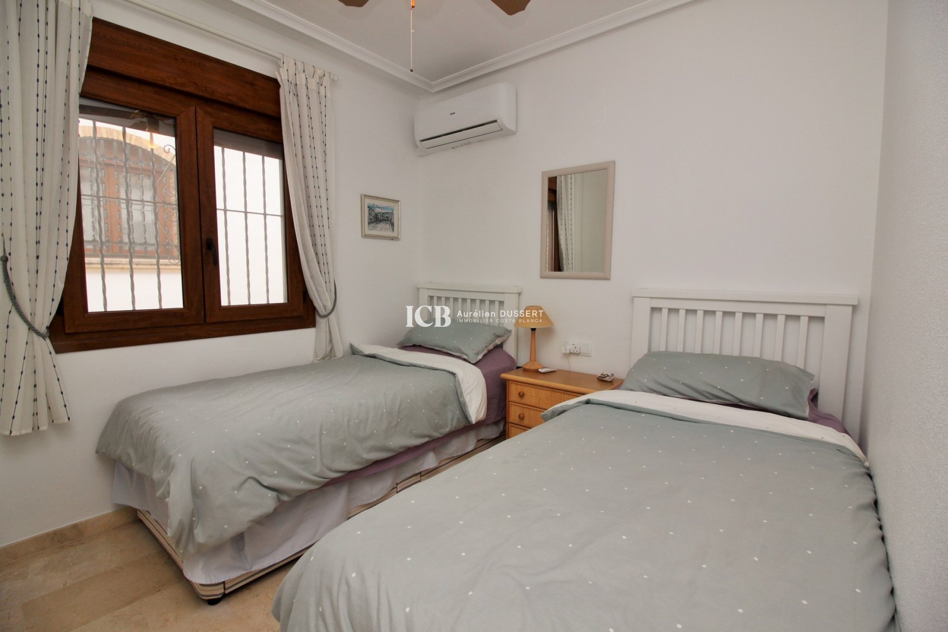 Revente - Appartement -
Orihuela Costa - Villamartín