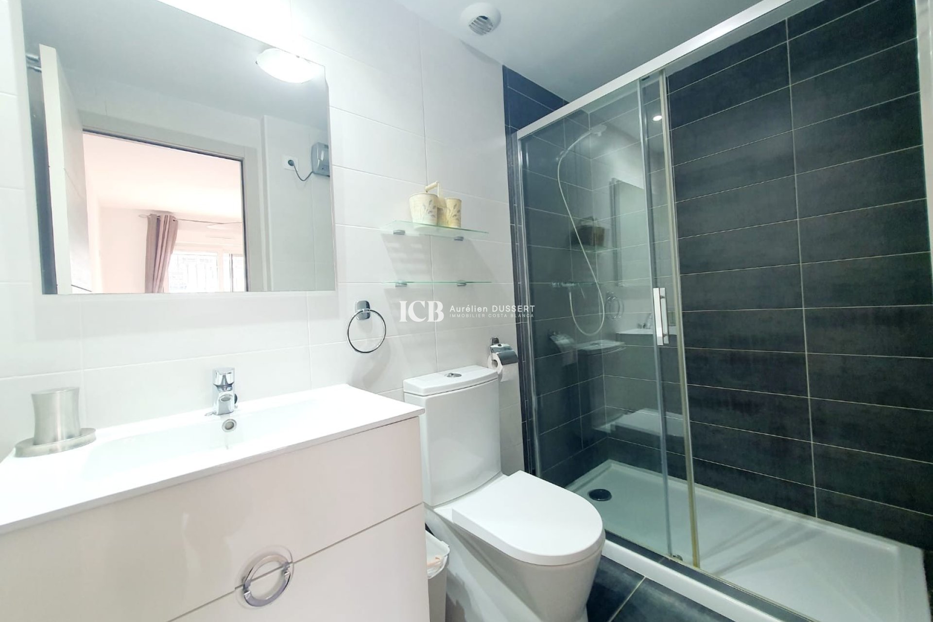 Revente - Appartement -
Orihuela Costa - Villamartín