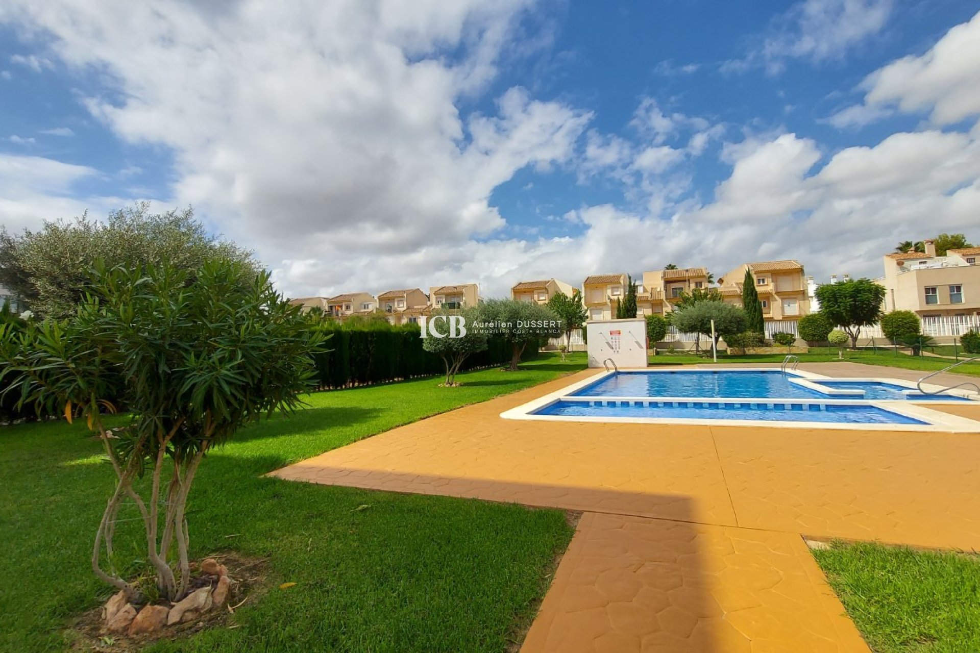 Revente - Appartement -
Orihuela Costa - Villamartin