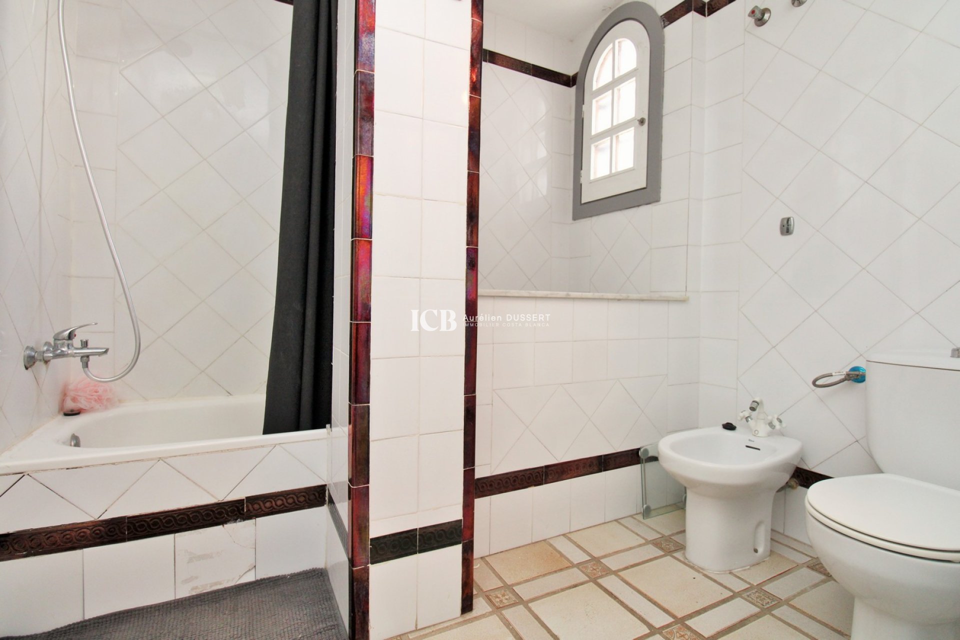 Revente - Appartement -
Orihuela Costa - Villamartín