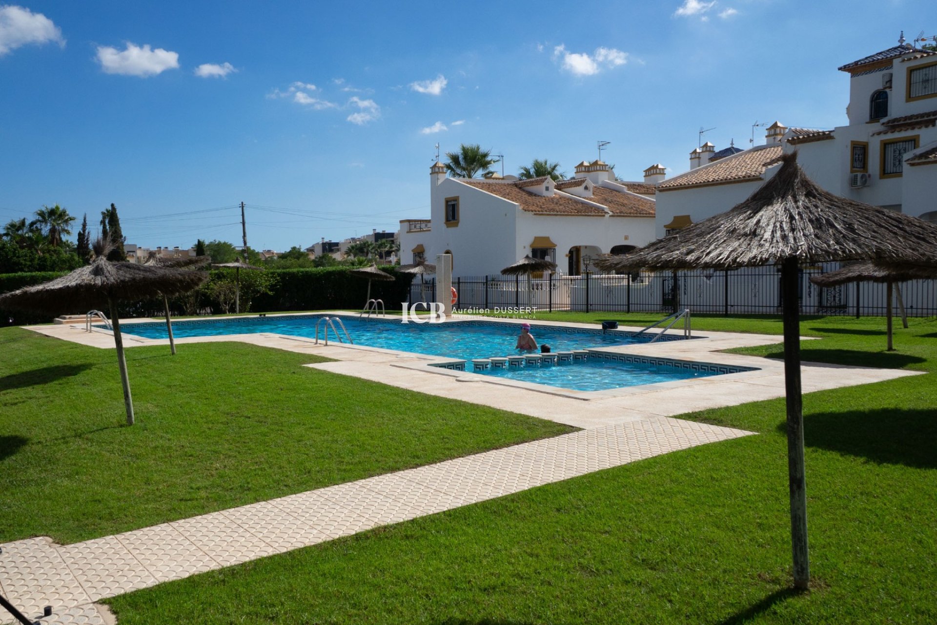 Revente - Appartement -
Orihuela Costa - Villamartín