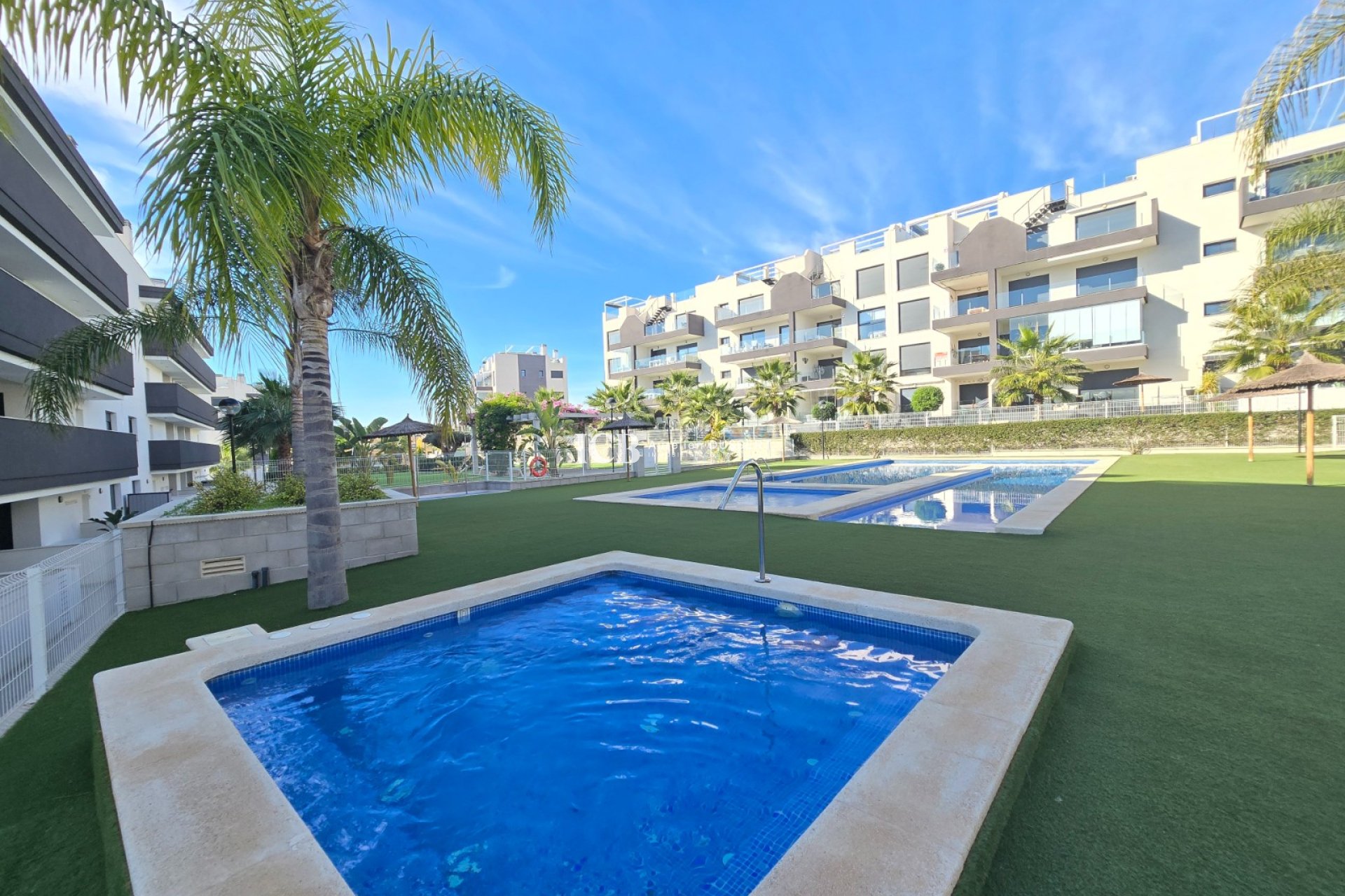 Revente - Appartement -
Orihuela Costa - Villamartín *