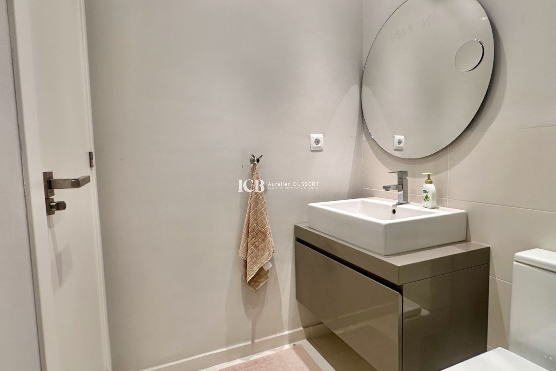 Revente - Appartement -
Orihuela Costa - Villamartín