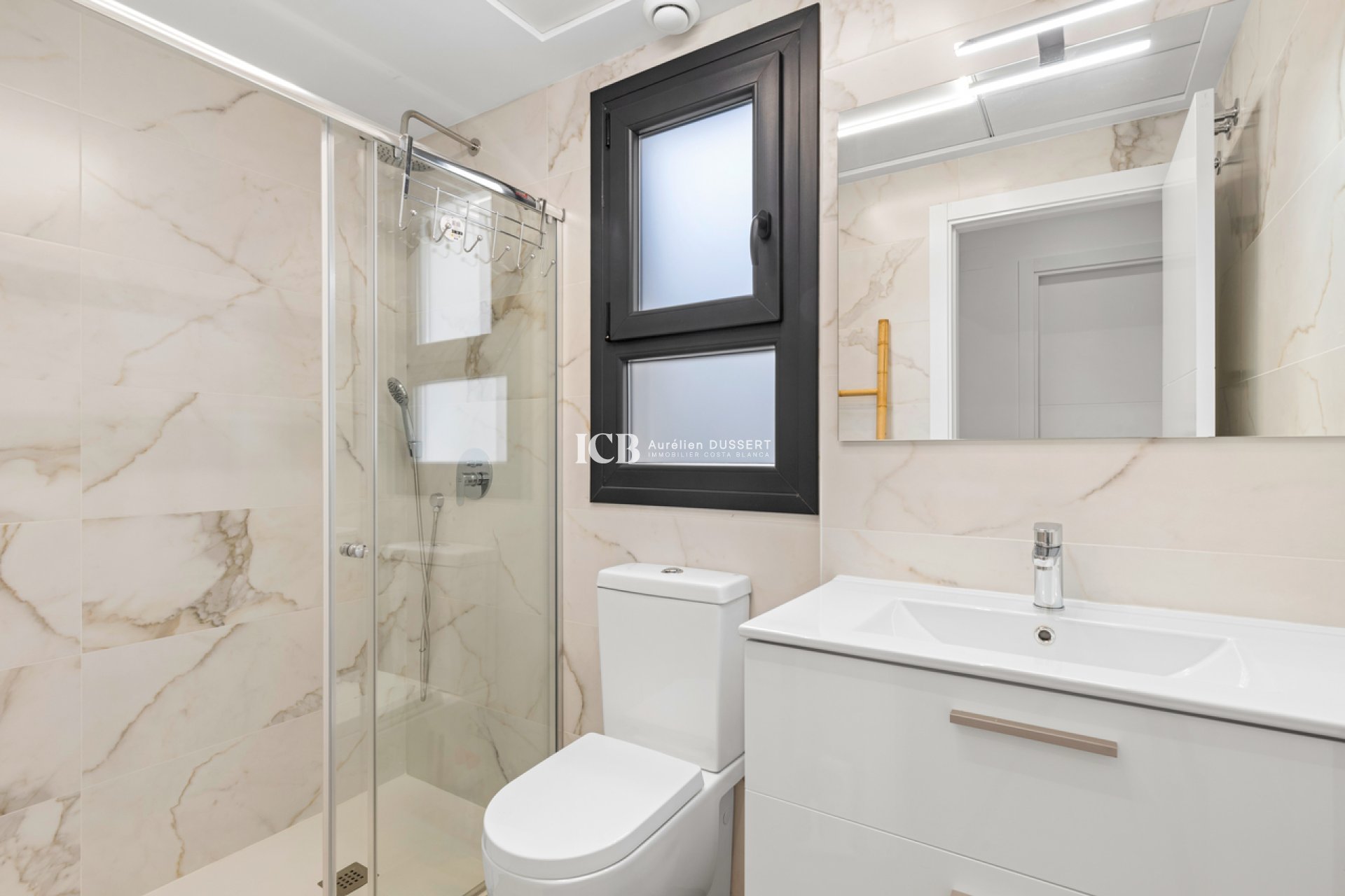 Revente - Appartement -
Orihuela Costa - Villamartín