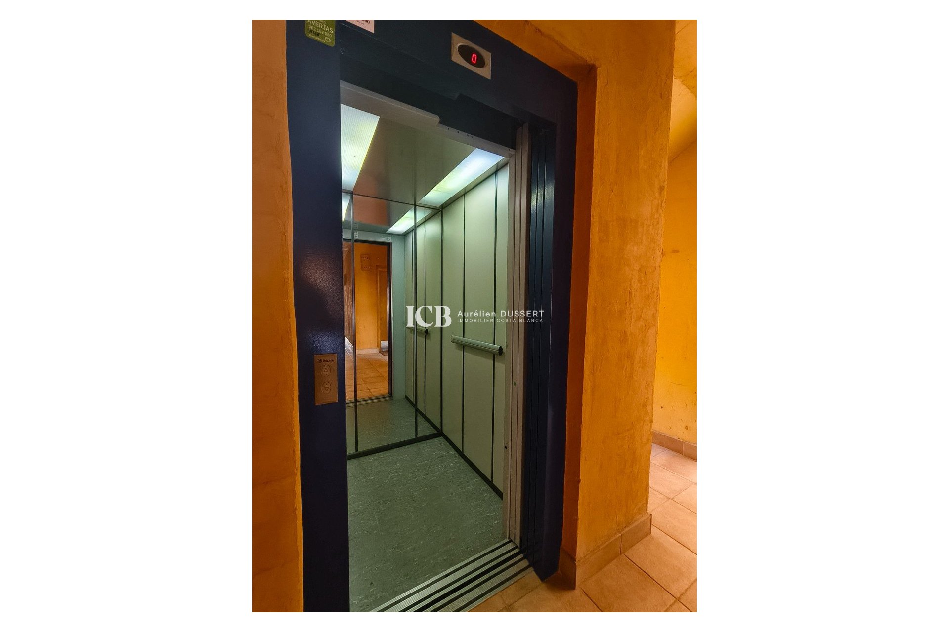 Revente - Appartement -
Orihuela Costa - Villamartín