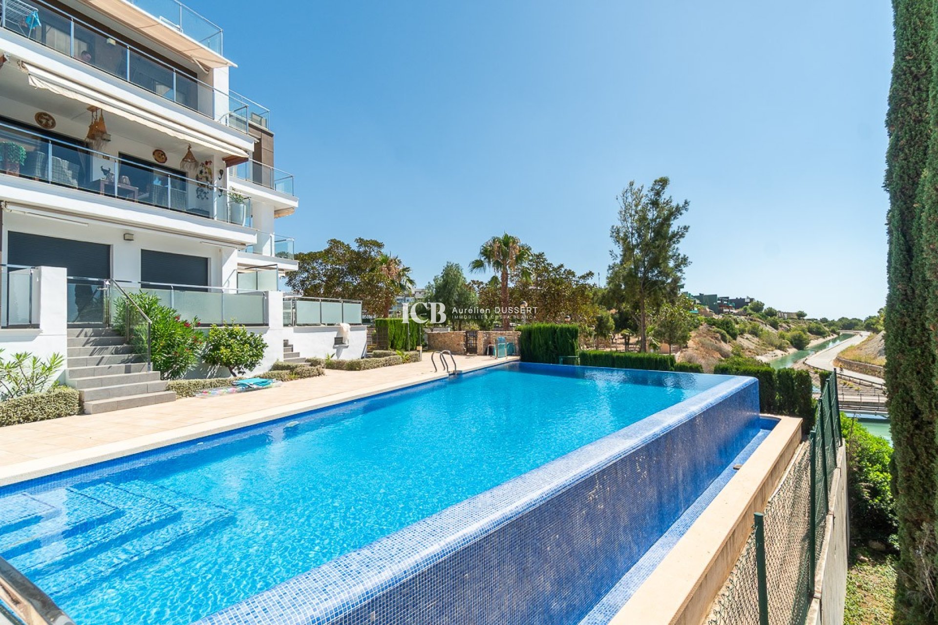 Revente - Appartement -
Orihuela Costa - Villamartín