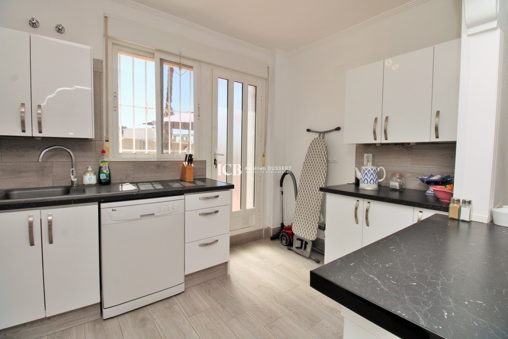 Revente - Appartement -
Orihuela Costa - Villamartín