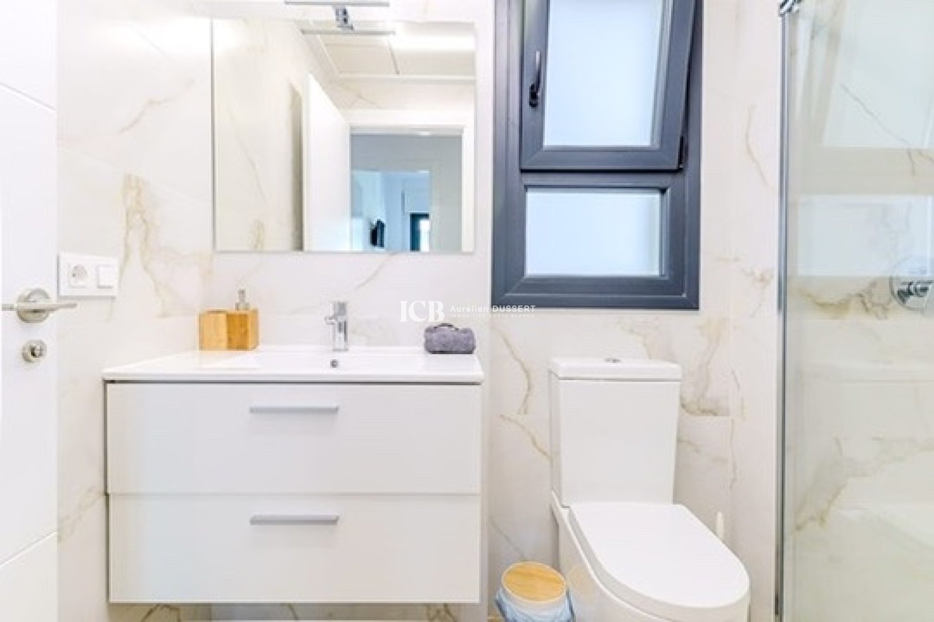 Revente - Appartement -
Orihuela Costa - Villamartín