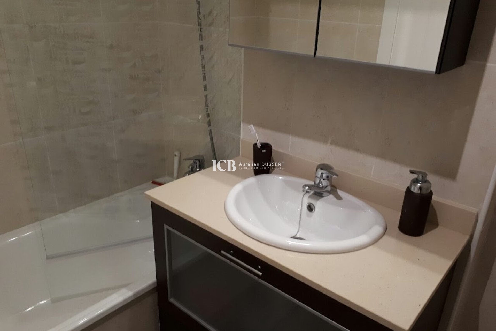 Revente - Appartement -
Orihuela Costa - Villamartín