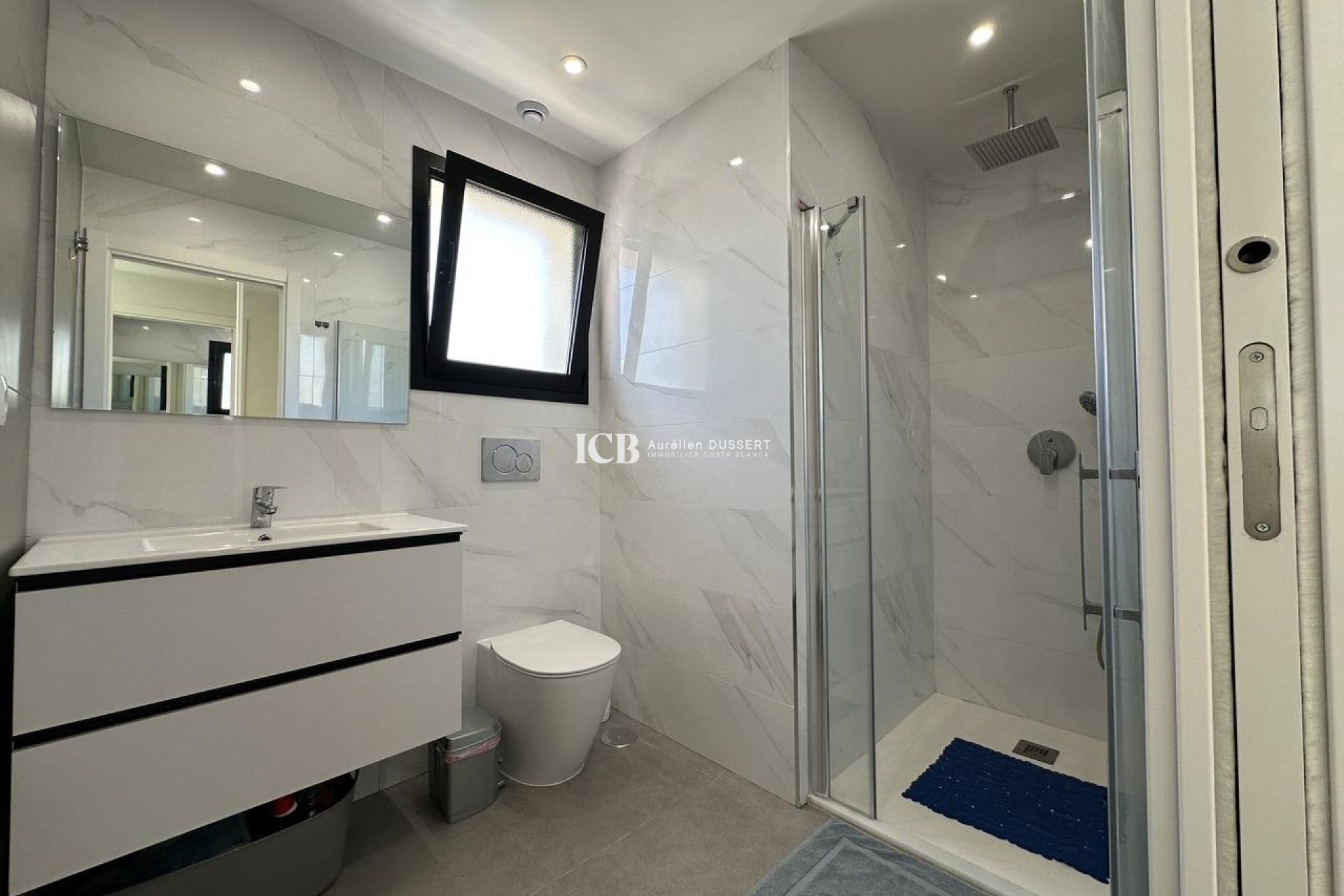 Revente - Appartement -
Orihuela Costa