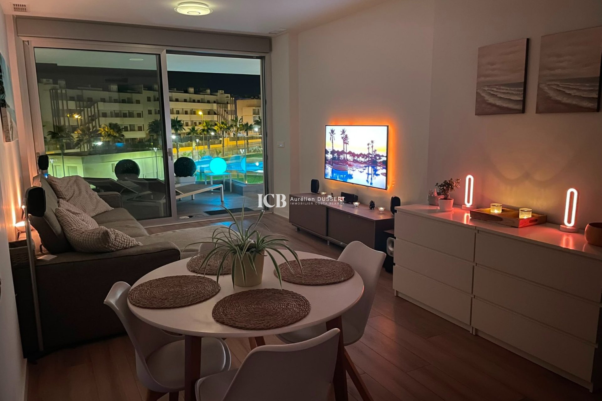 Revente - Appartement -
Orihuela Costa