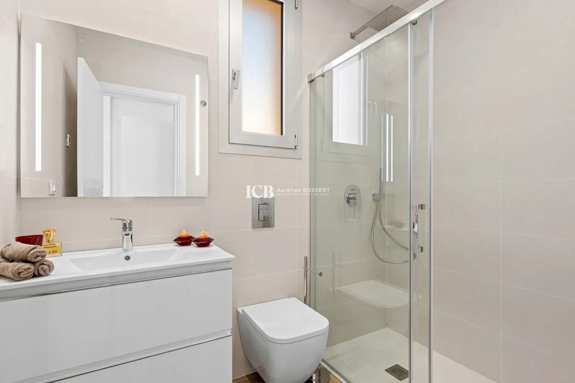 Revente - Appartement -
Orihuela Costa