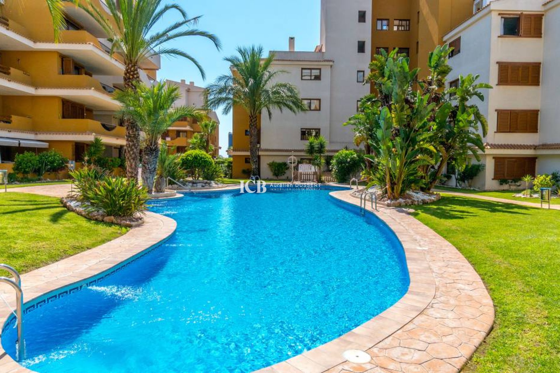Revente - Appartement -
Punta Prima - Torrevieja
