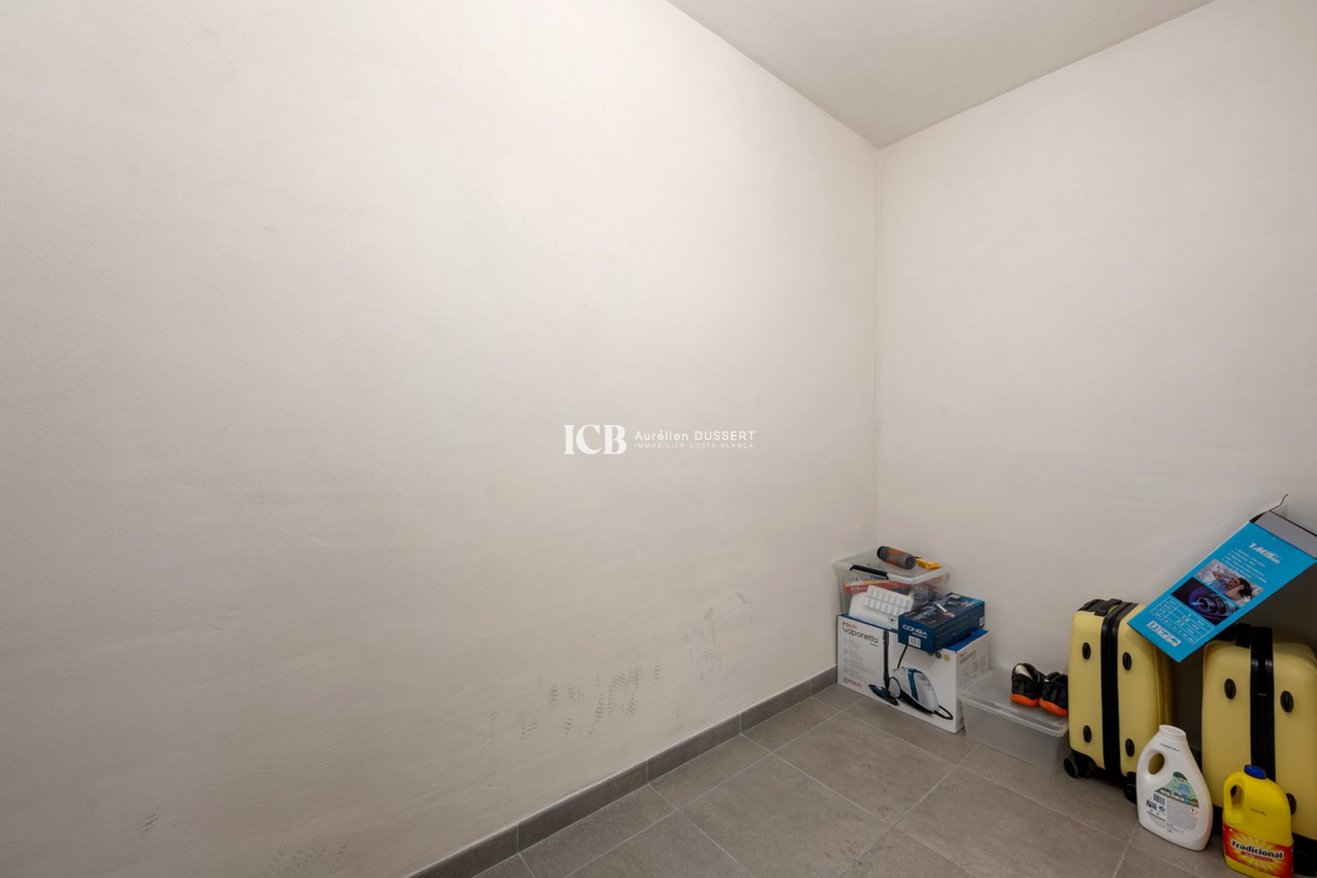 Revente - Appartement -
Punta Prima - Torrevieja