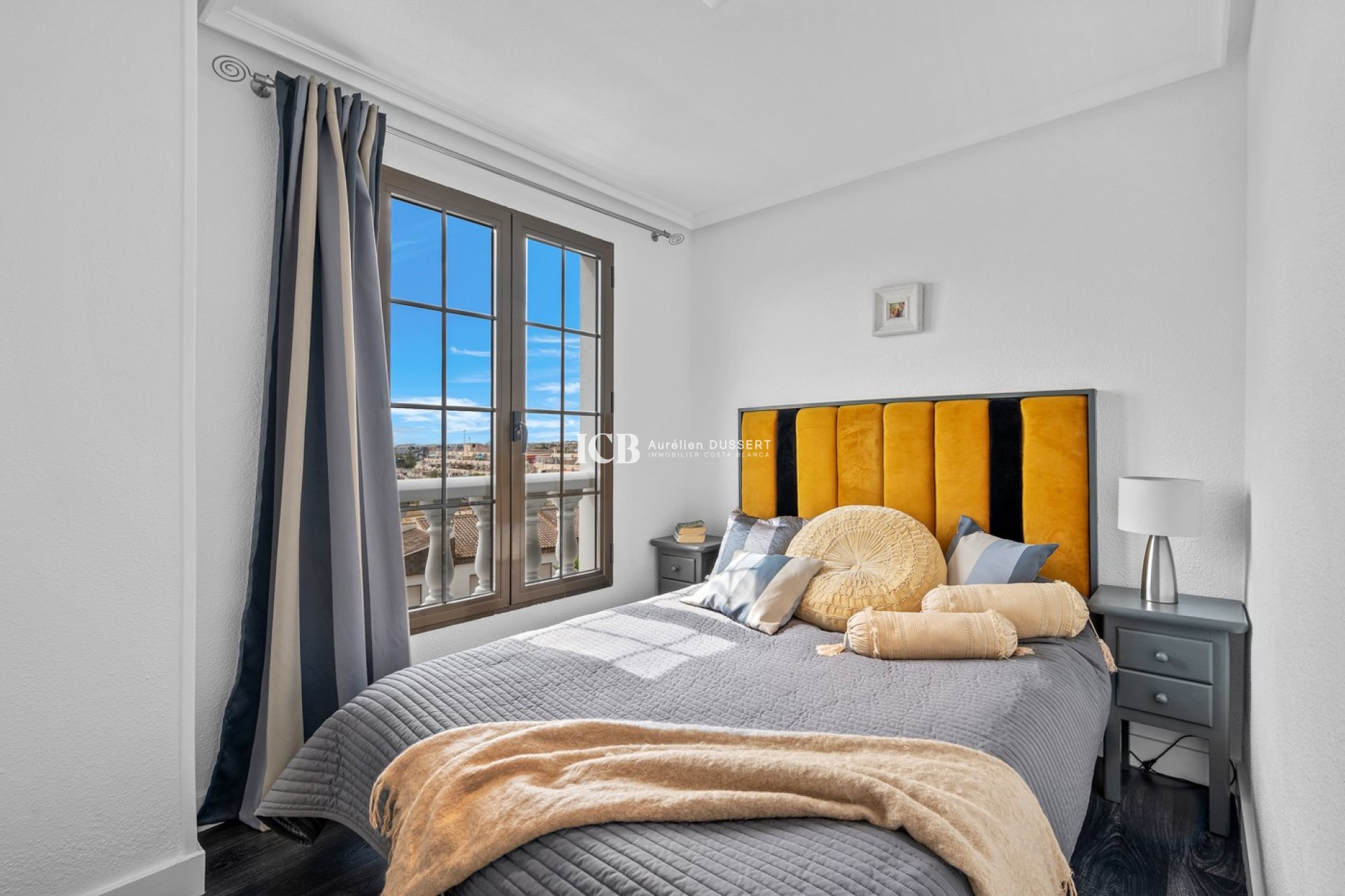 Revente - Appartement -
Punta Prima - Torrevieja