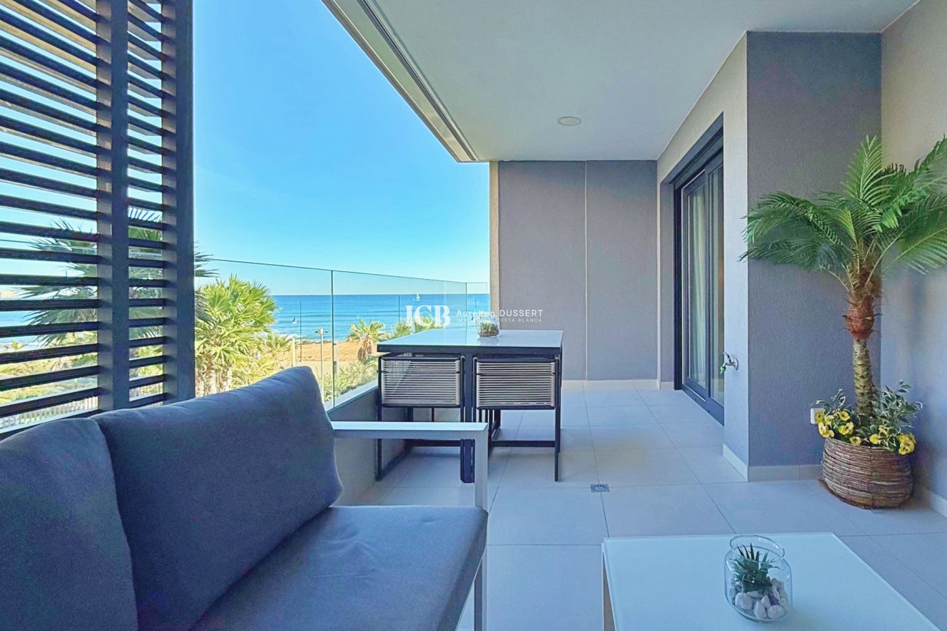 Revente - Appartement -
Punta Prima - Torrevieja