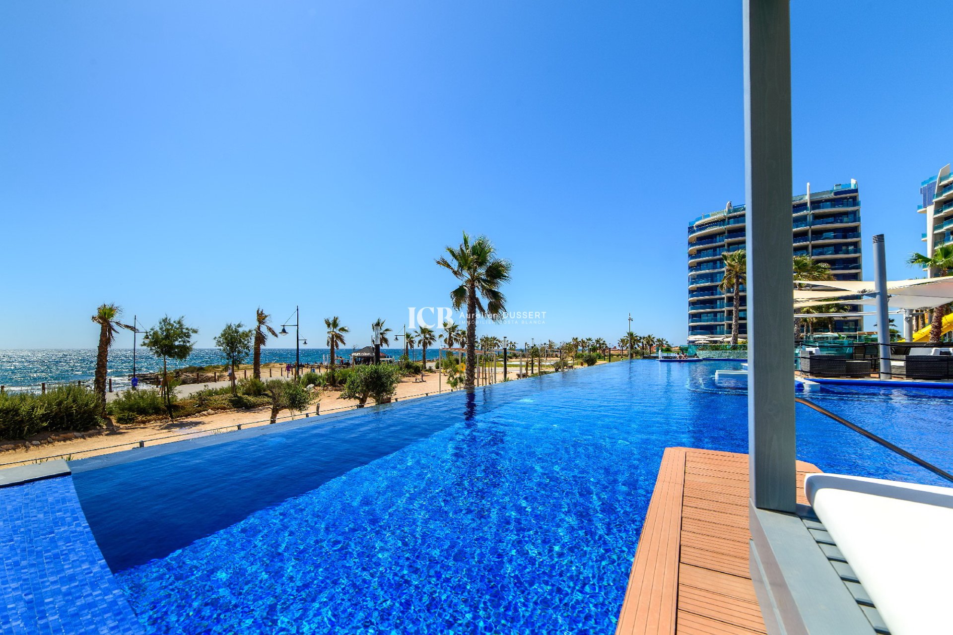 Revente - Appartement -
Punta Prima - Torrevieja