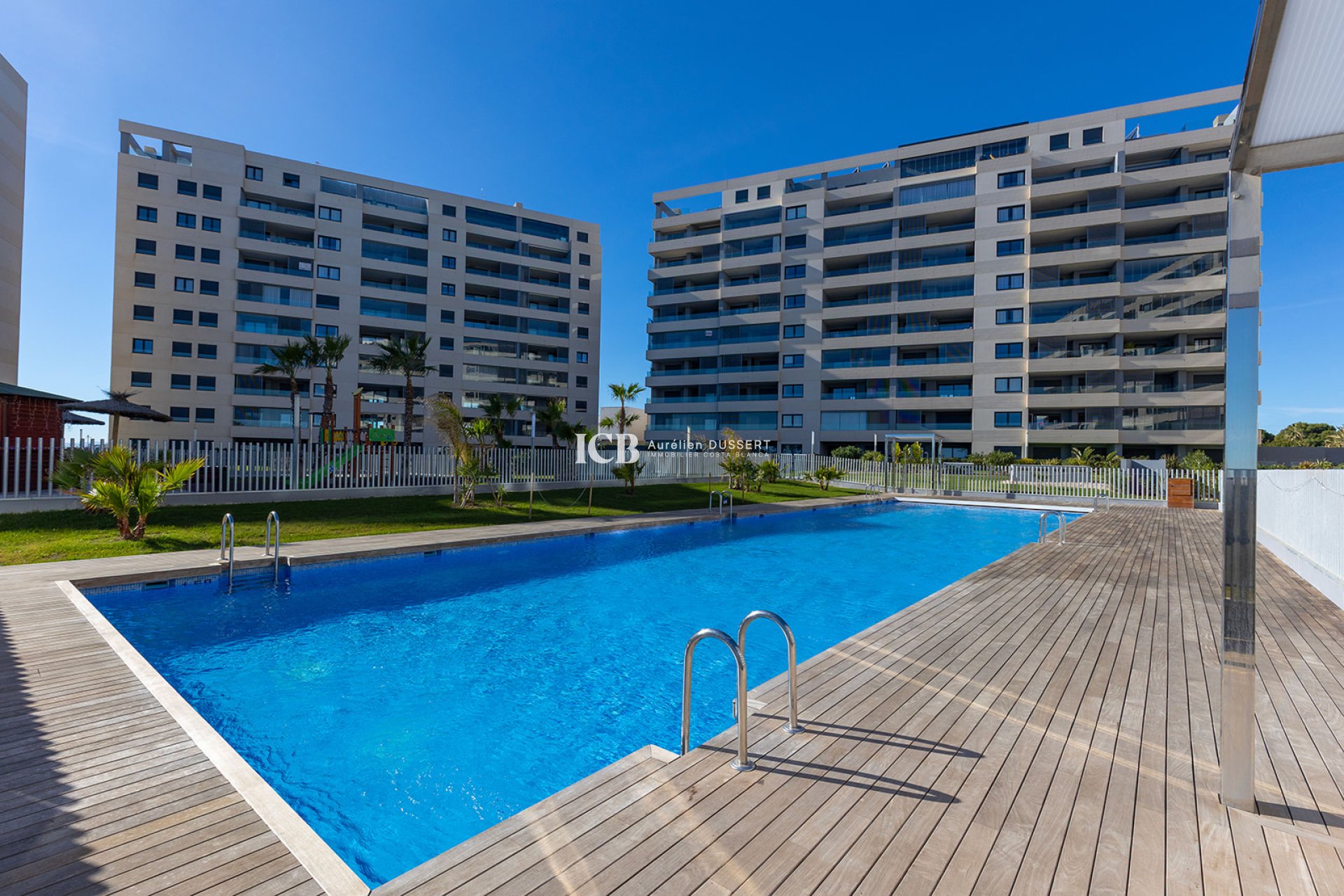 Revente - Appartement -
Punta Prima - Torrevieja