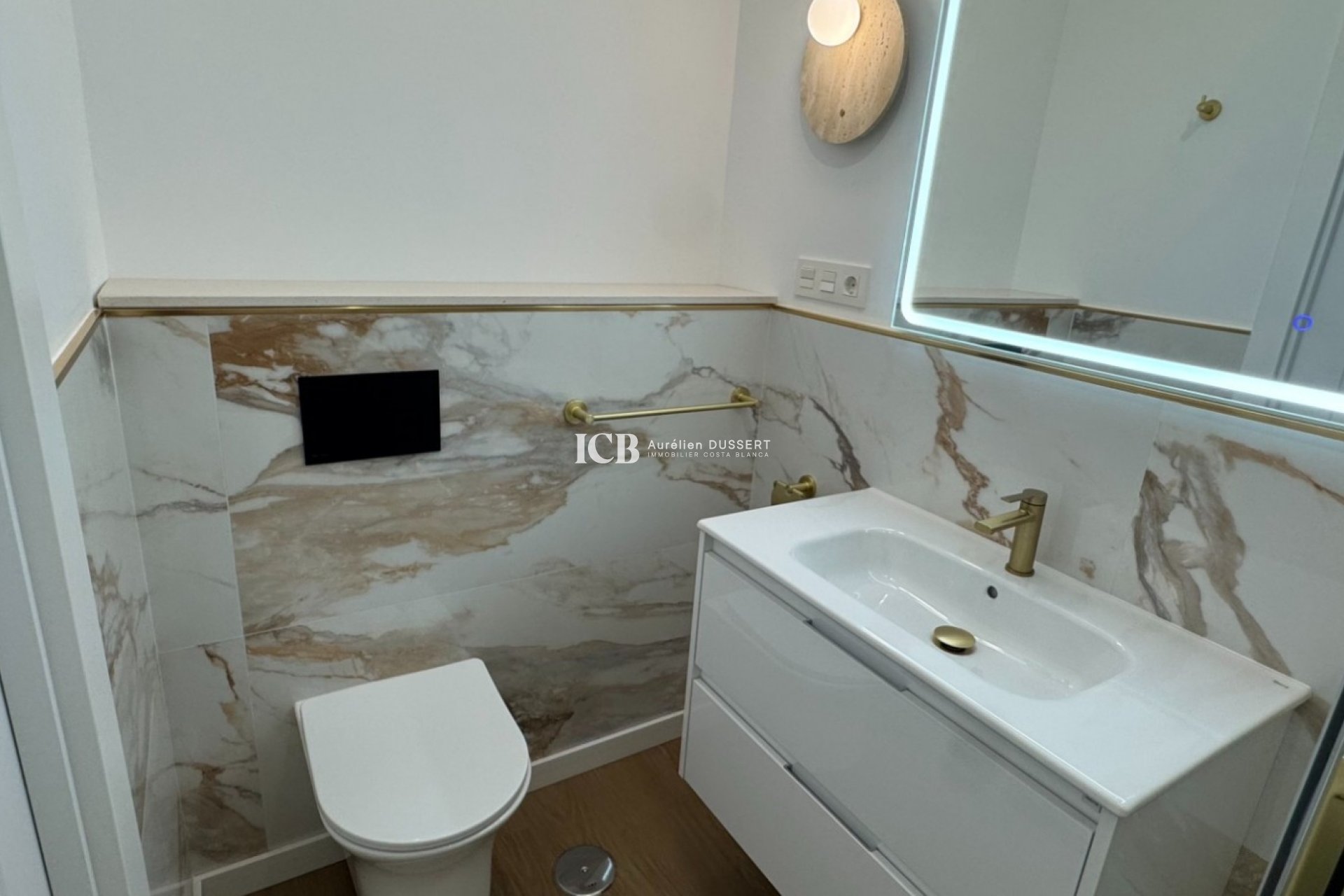 Revente - Appartement -
Punta Prima - Torrevieja