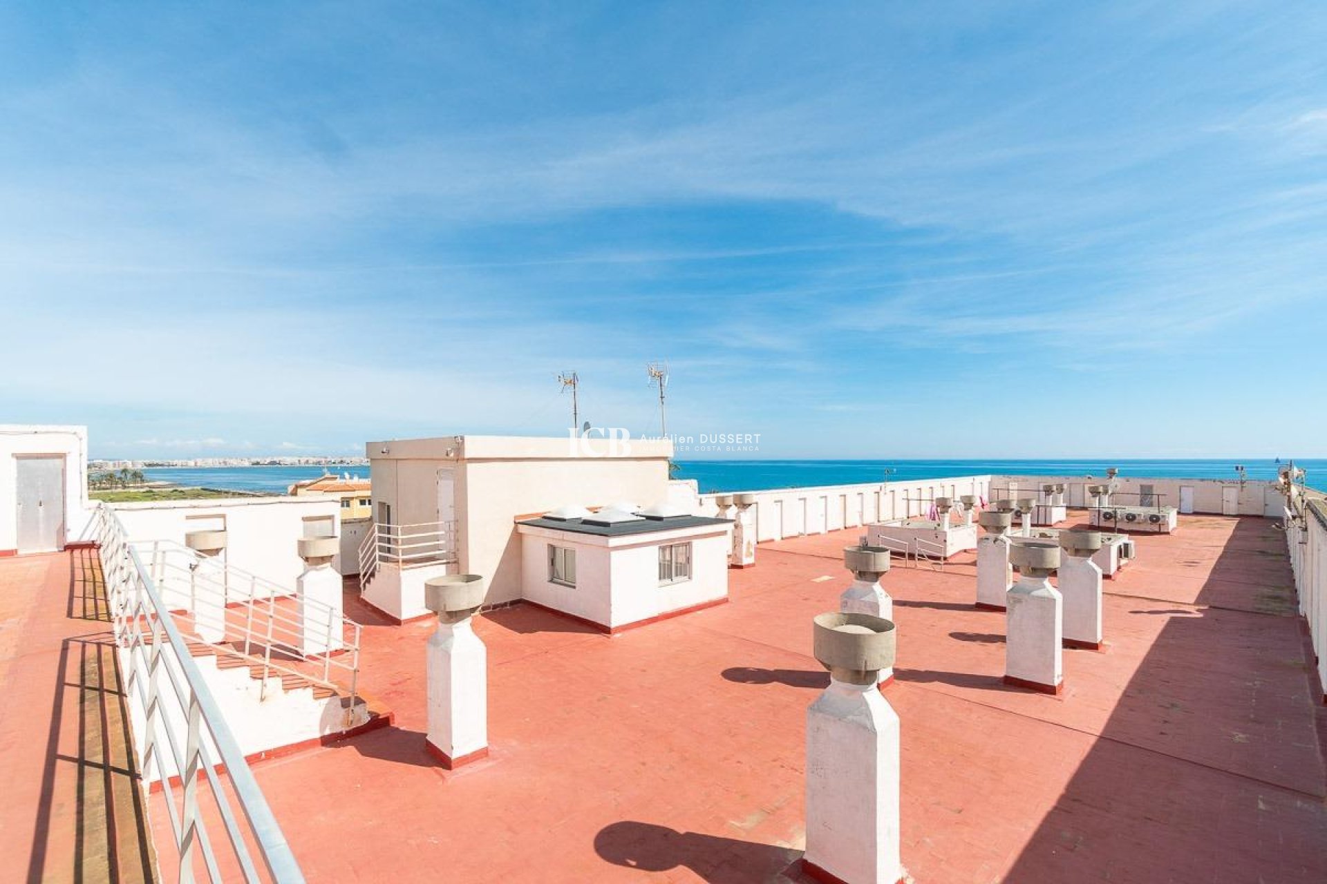 Revente - Appartement -
Punta Prima - Torrevieja