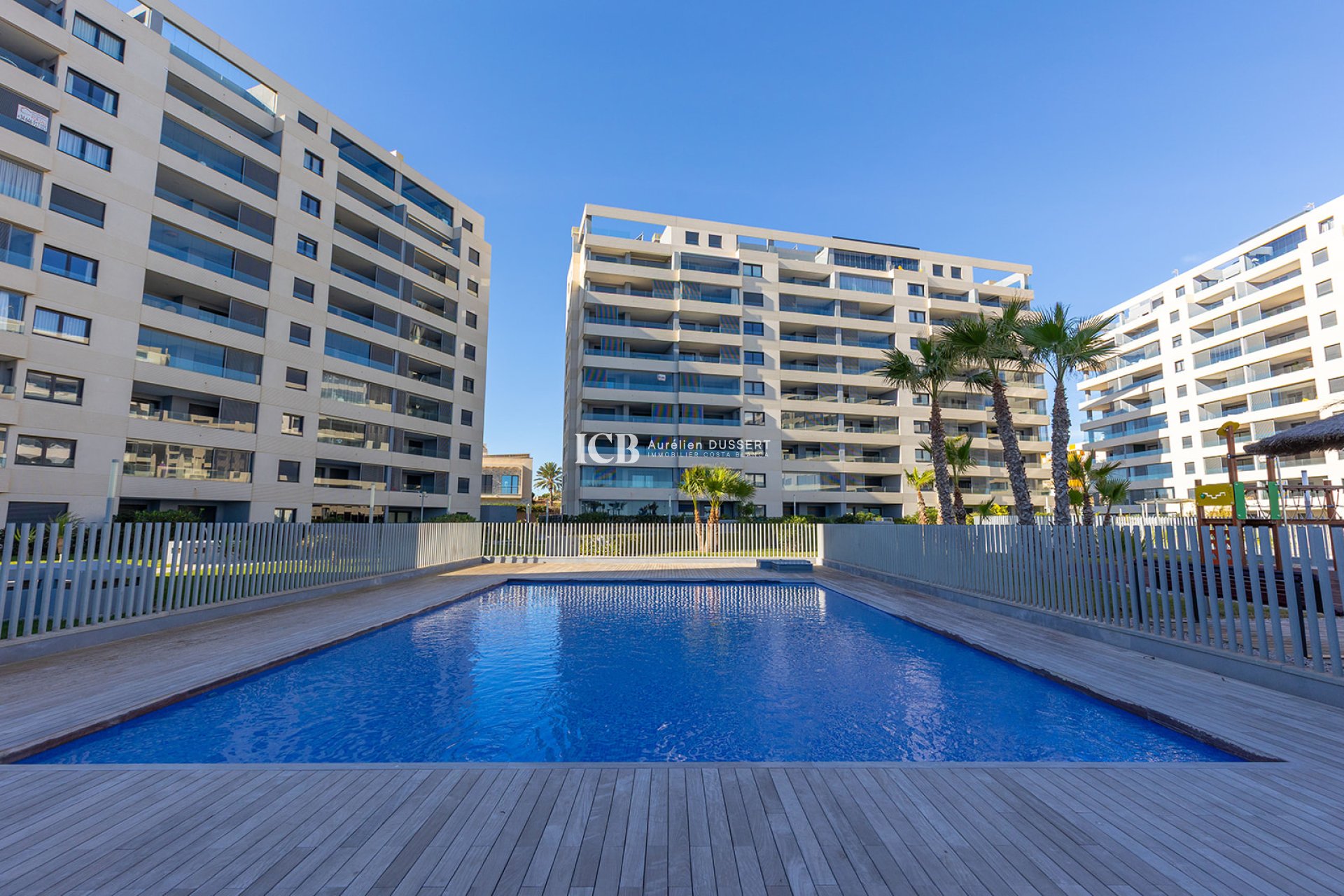 Revente - Appartement -
Punta Prima - Torrevieja