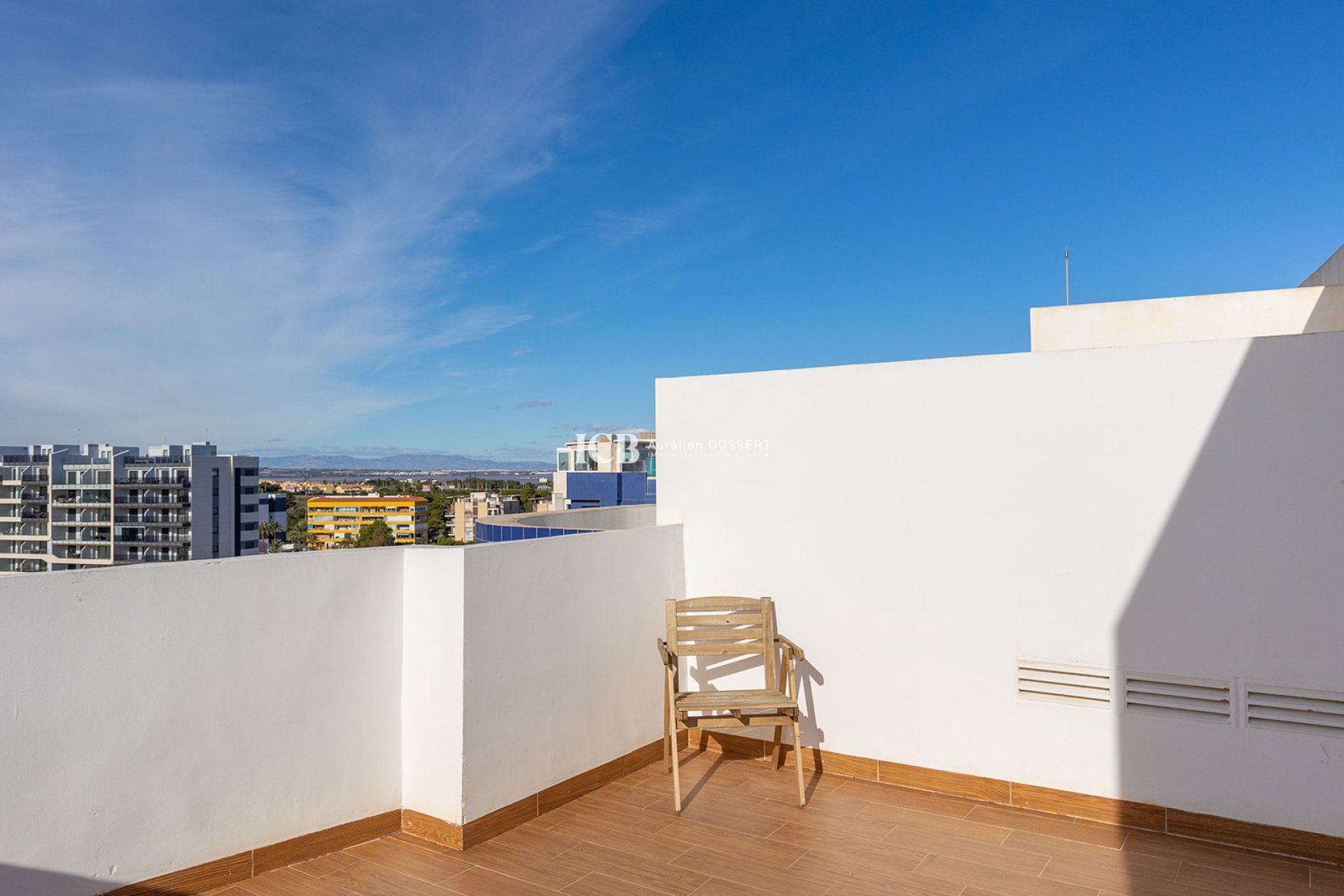 Revente - Appartement -
Punta Prima - Torrevieja