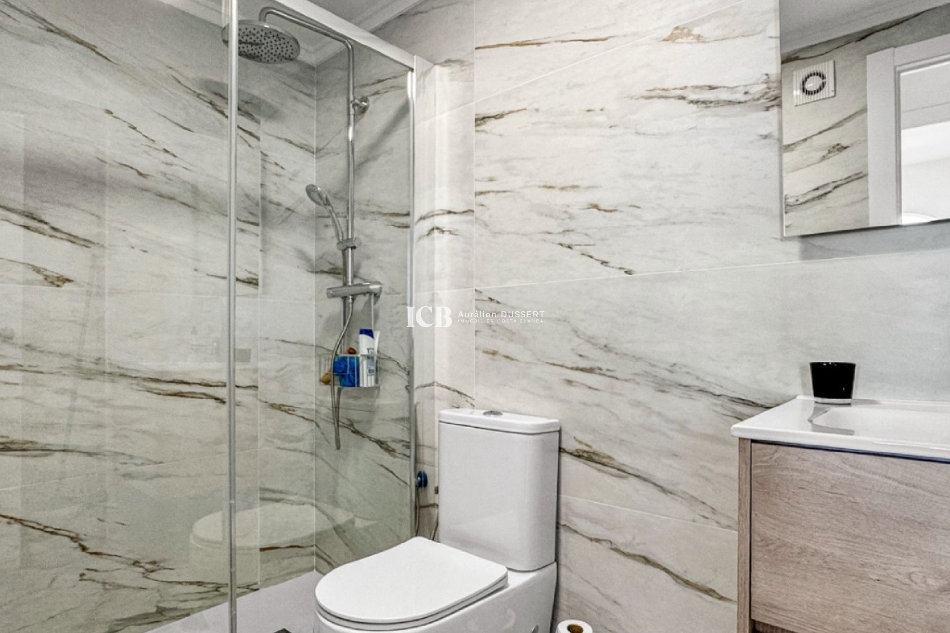Revente - Appartement -
Punta Prima - Torrevieja
