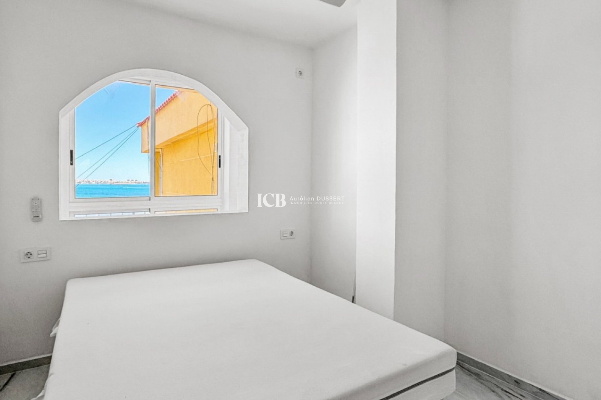 Revente - Appartement -
Punta Prima - Torrevieja