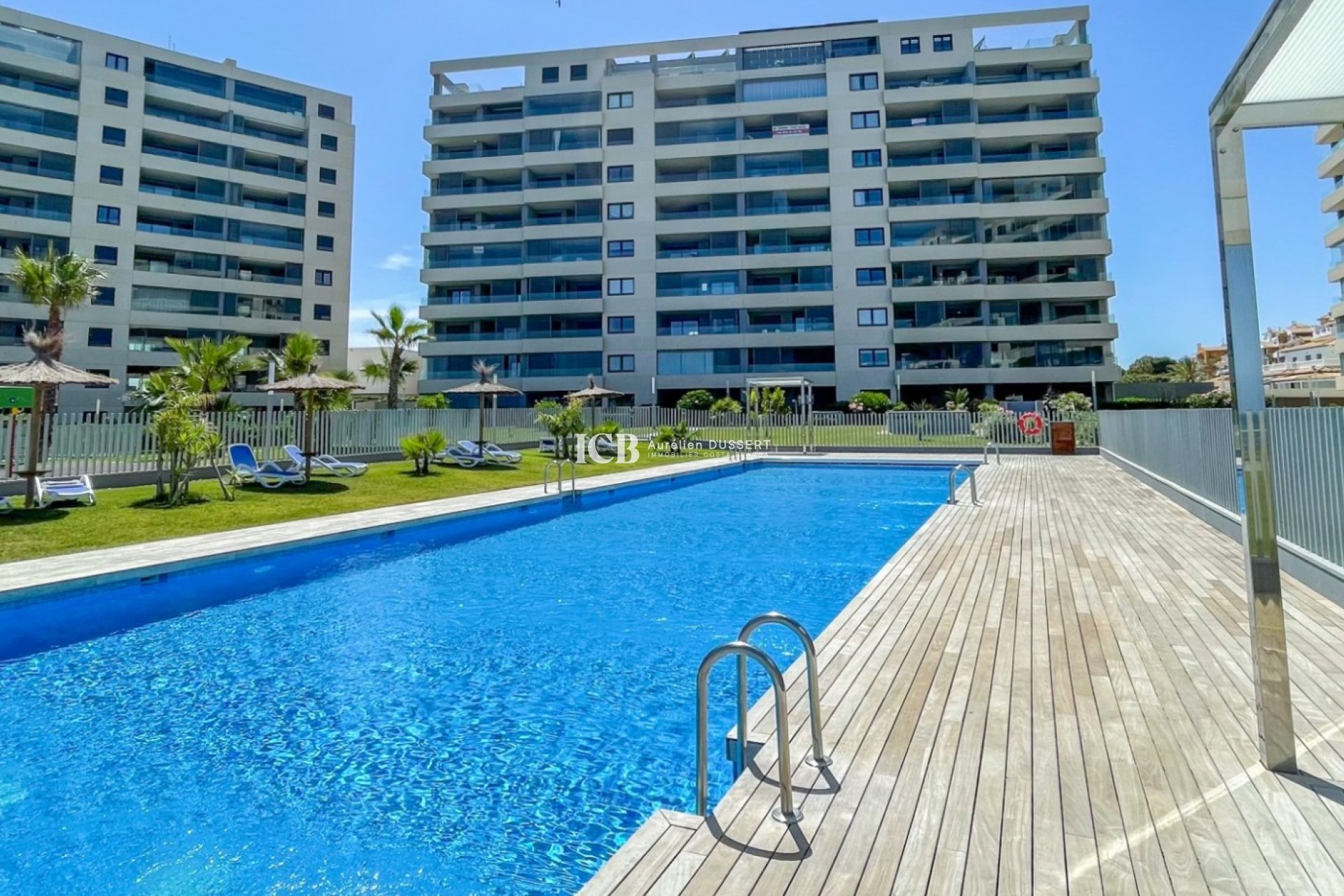 Revente - Appartement -
Punta Prima - Torrevieja