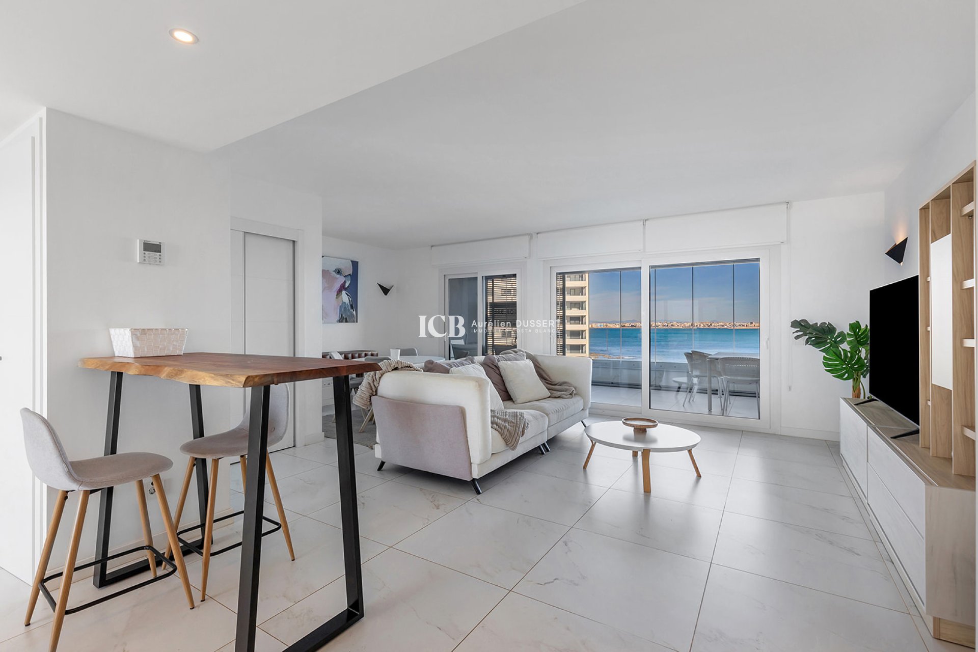 Revente - Appartement -
Punta Prima - Torrevieja
