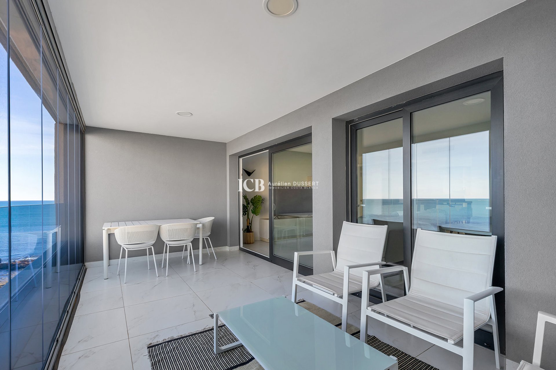 Revente - Appartement -
Punta Prima - Torrevieja