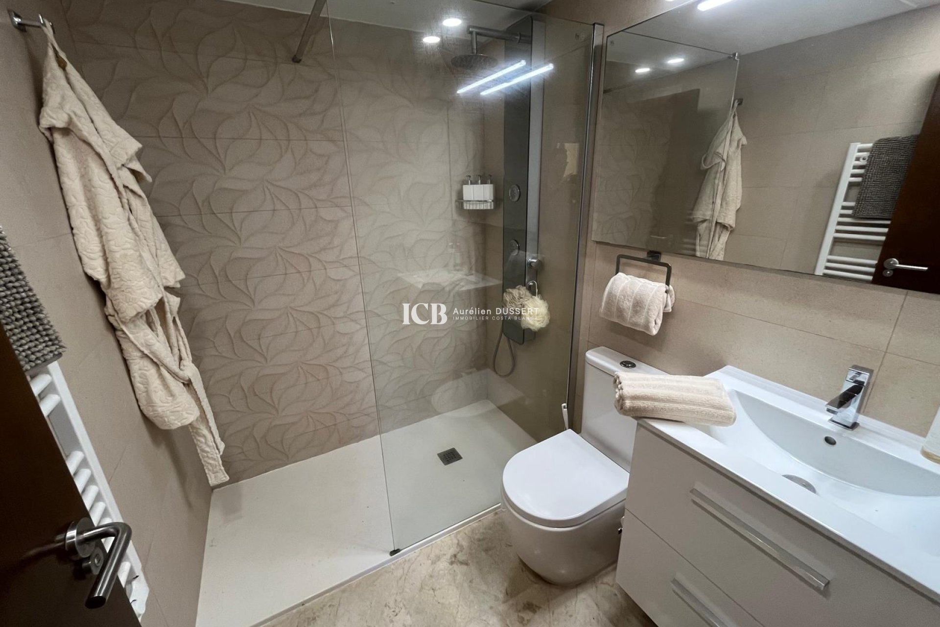 Revente - Appartement -
Punta Prima - Torrevieja