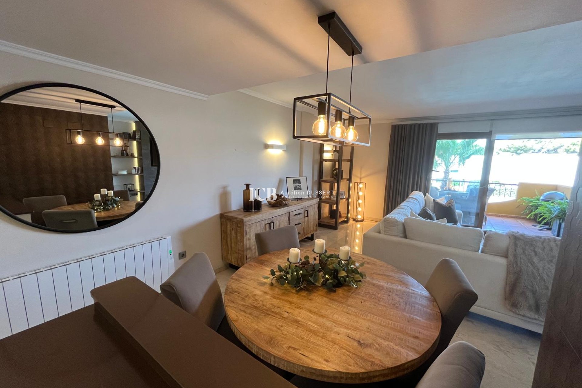 Revente - Appartement -
Punta Prima - Torrevieja