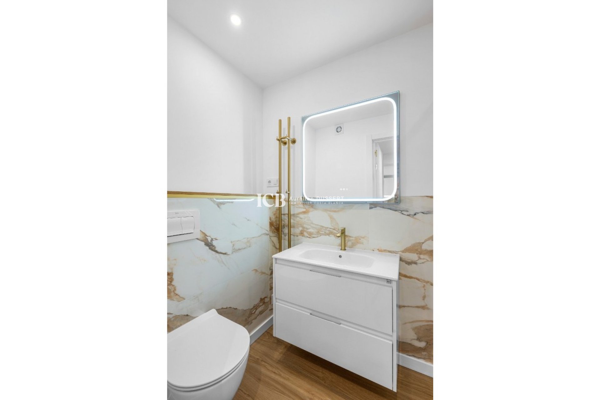 Revente - Appartement -
Punta Prima - Torrevieja
