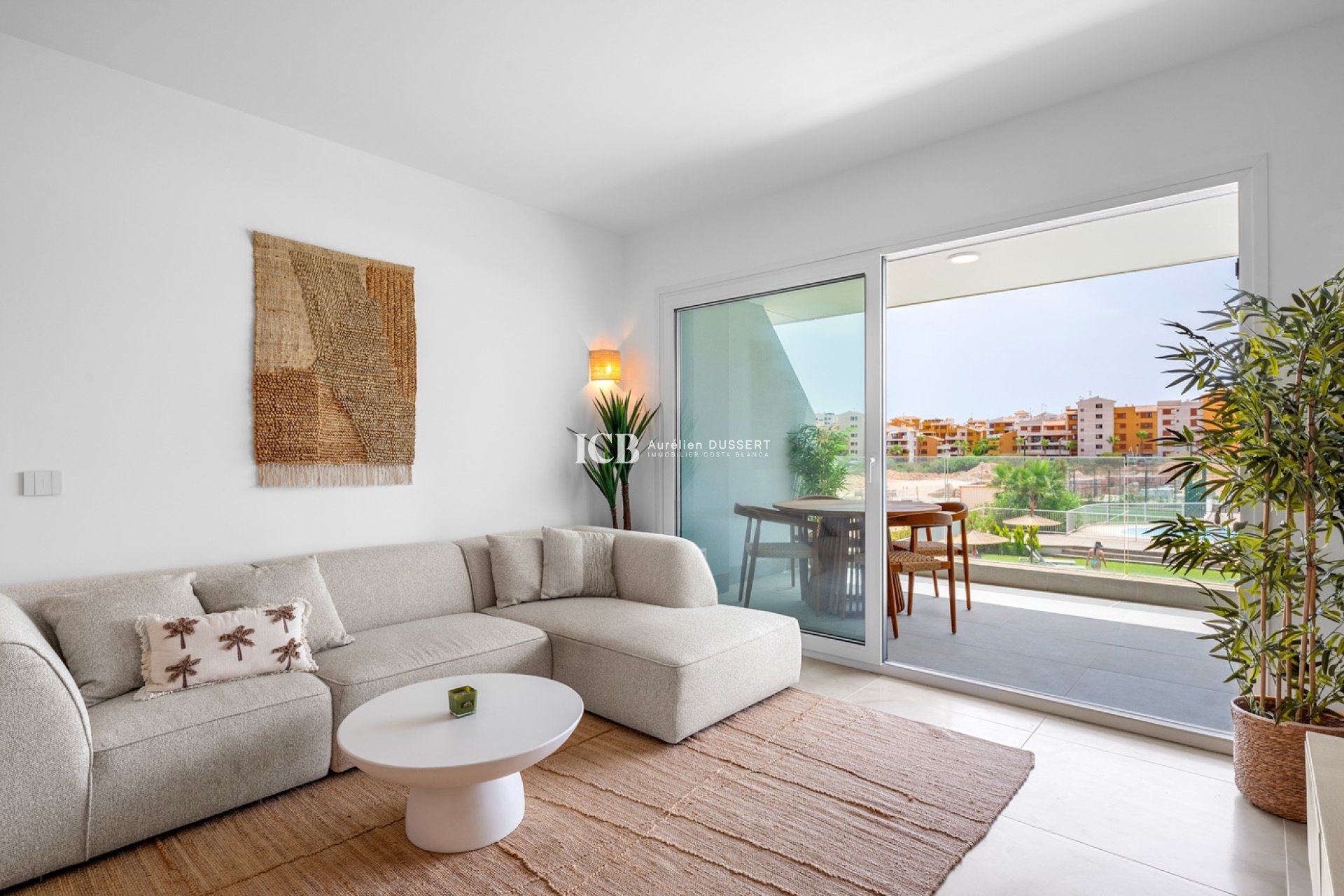 Revente - Appartement -
Punta Prima - Torrevieja