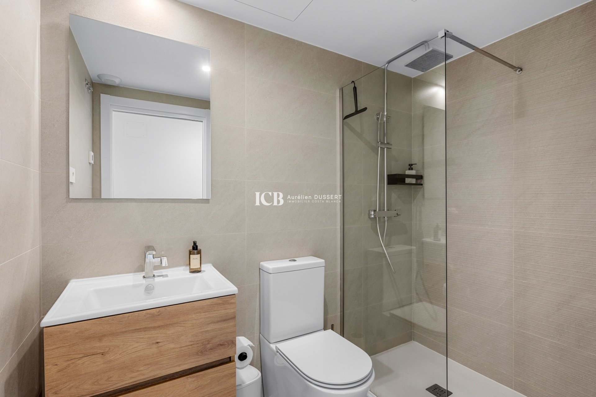 Revente - Appartement -
Punta Prima - Torrevieja