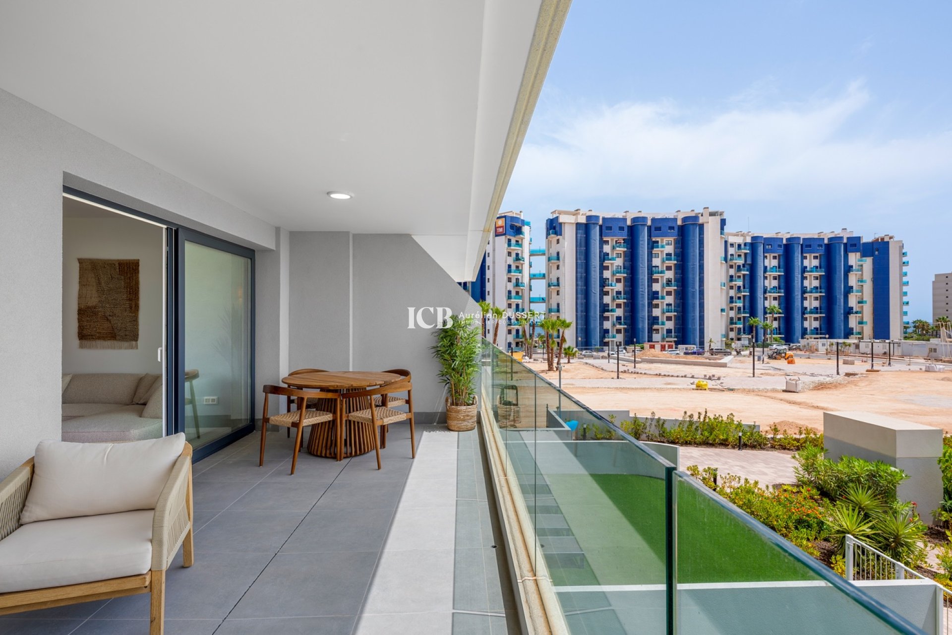 Revente - Appartement -
Punta Prima - Torrevieja
