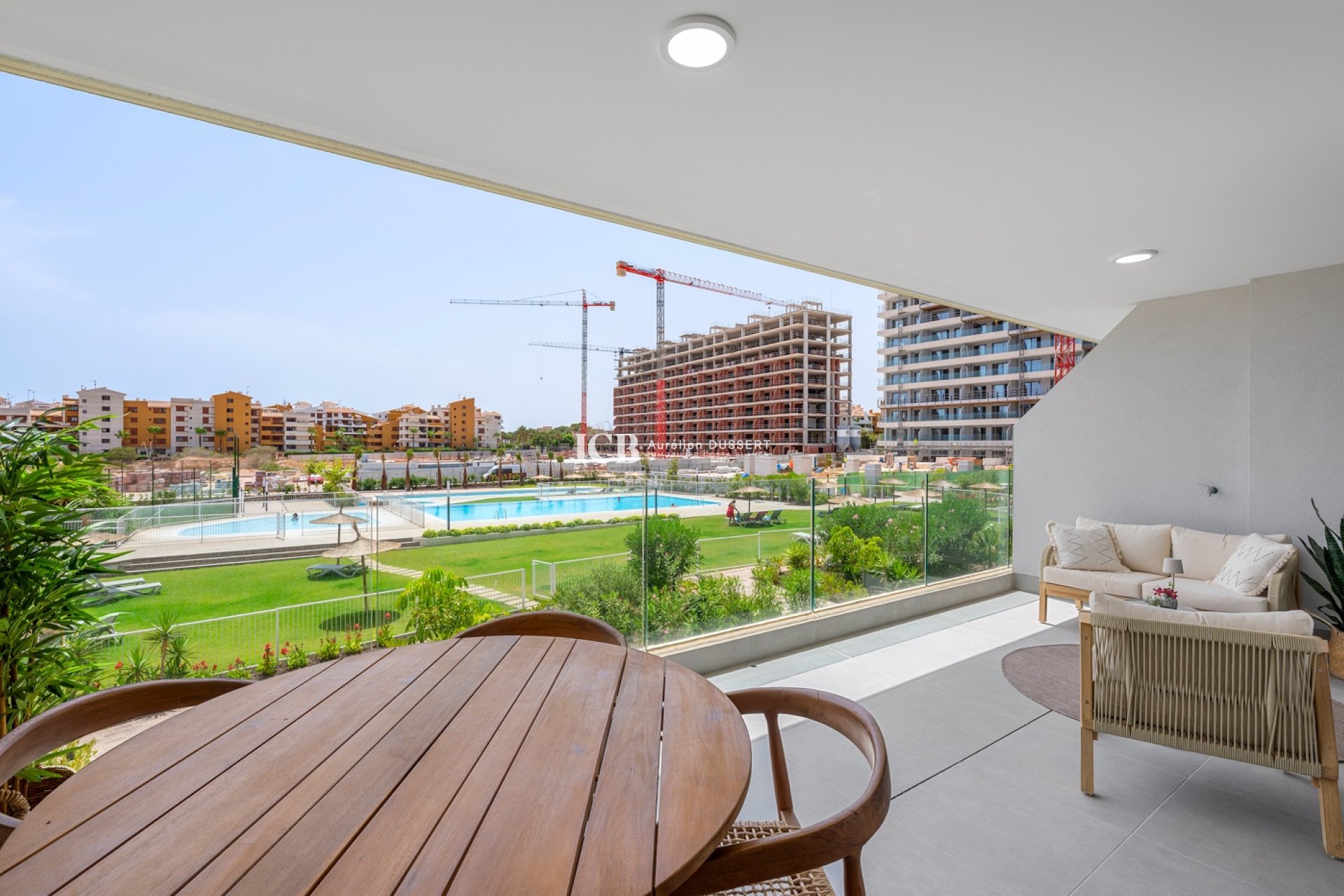 Revente - Appartement -
Punta Prima - Torrevieja