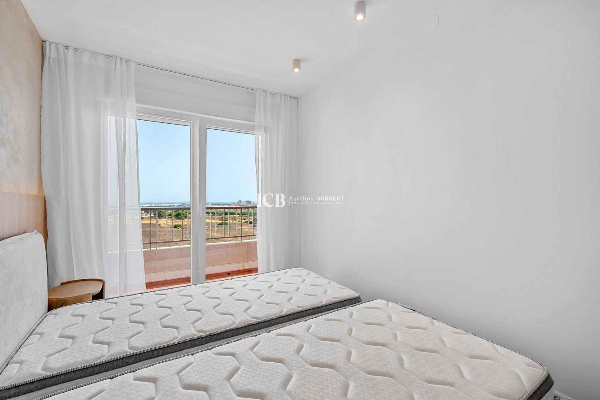 Revente - Appartement -
Punta Prima - Torrevieja