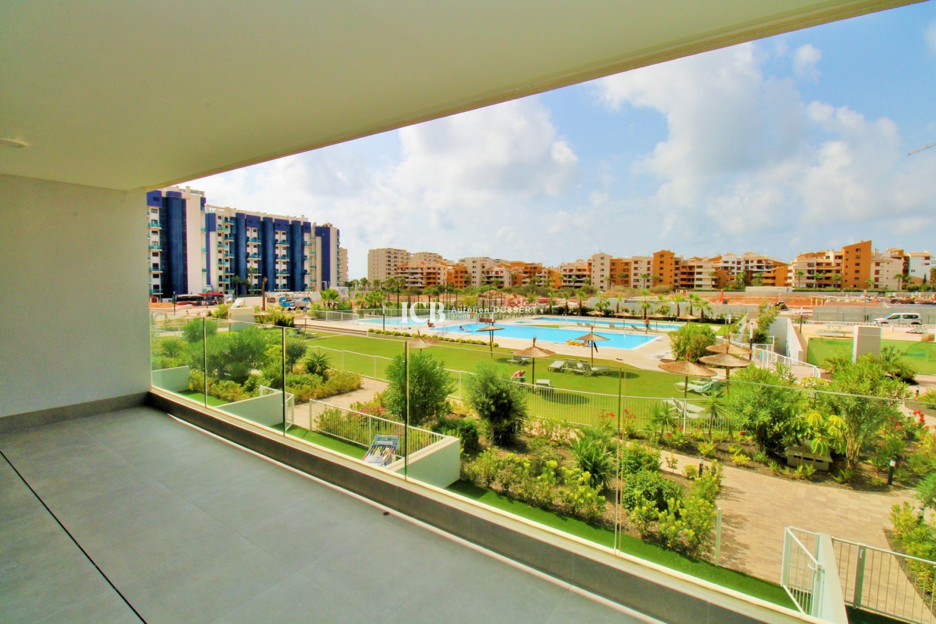 Revente - Appartement -
Punta Prima - Torrevieja