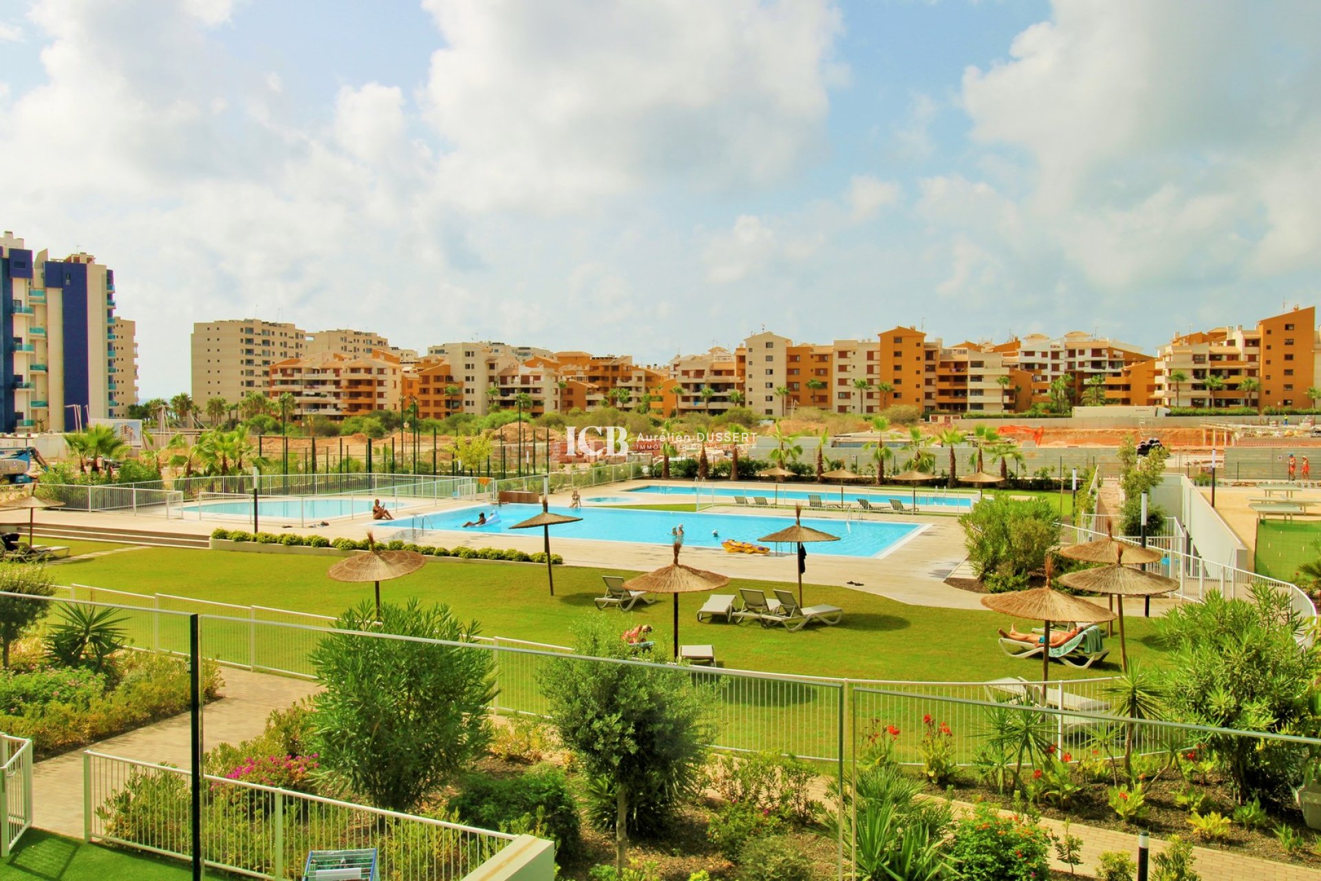 Revente - Appartement -
Punta Prima - Torrevieja