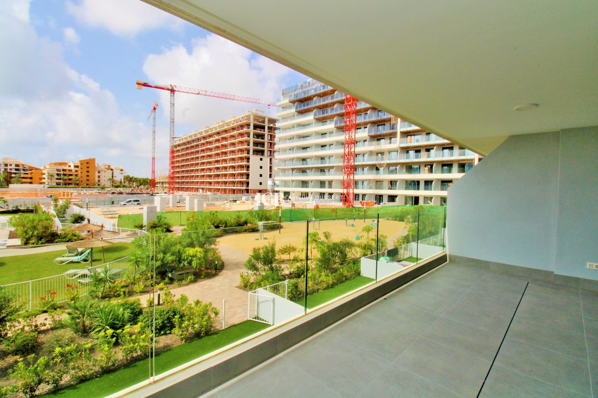 Revente - Appartement -
Punta Prima - Torrevieja
