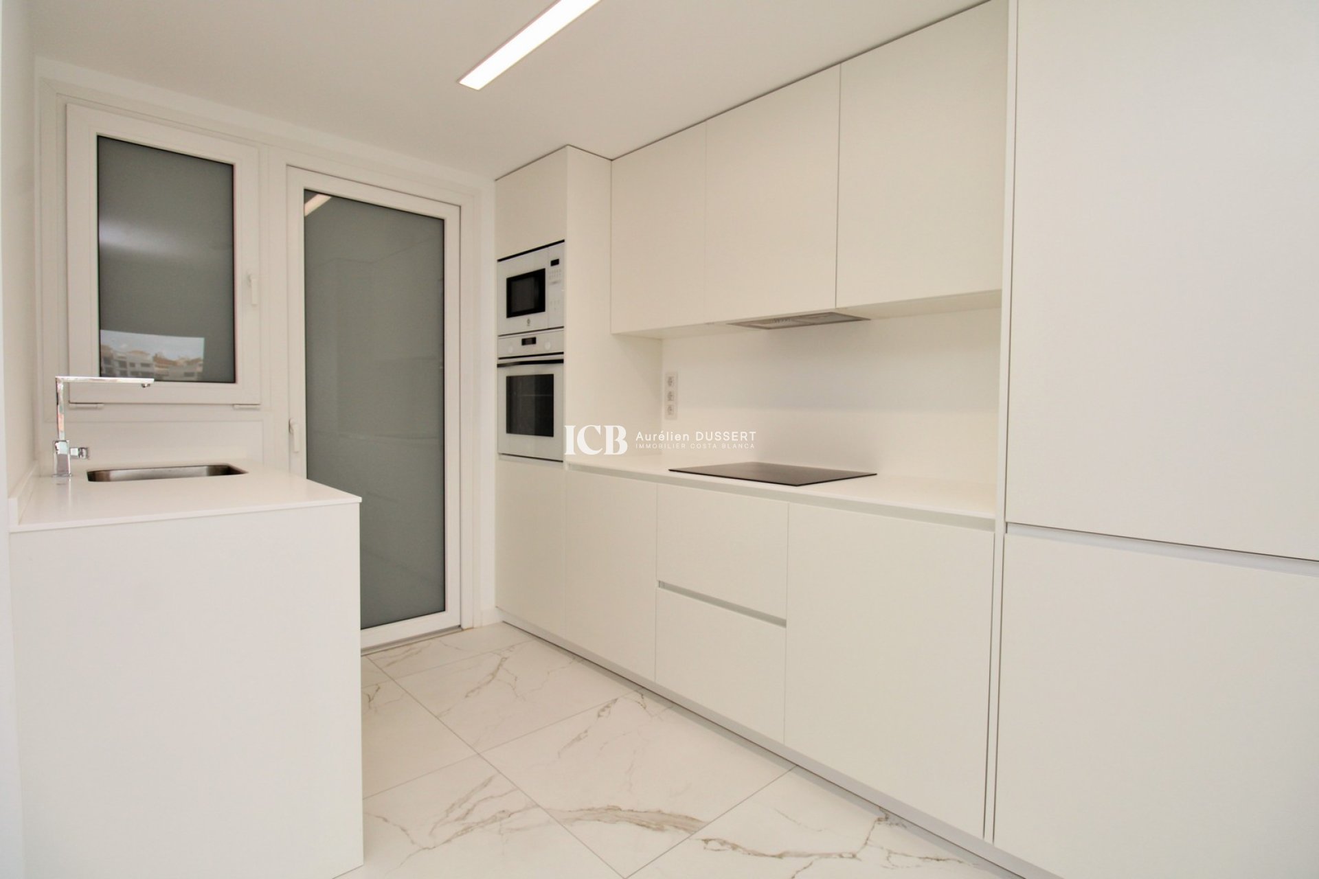 Revente - Appartement -
Punta Prima - Torrevieja